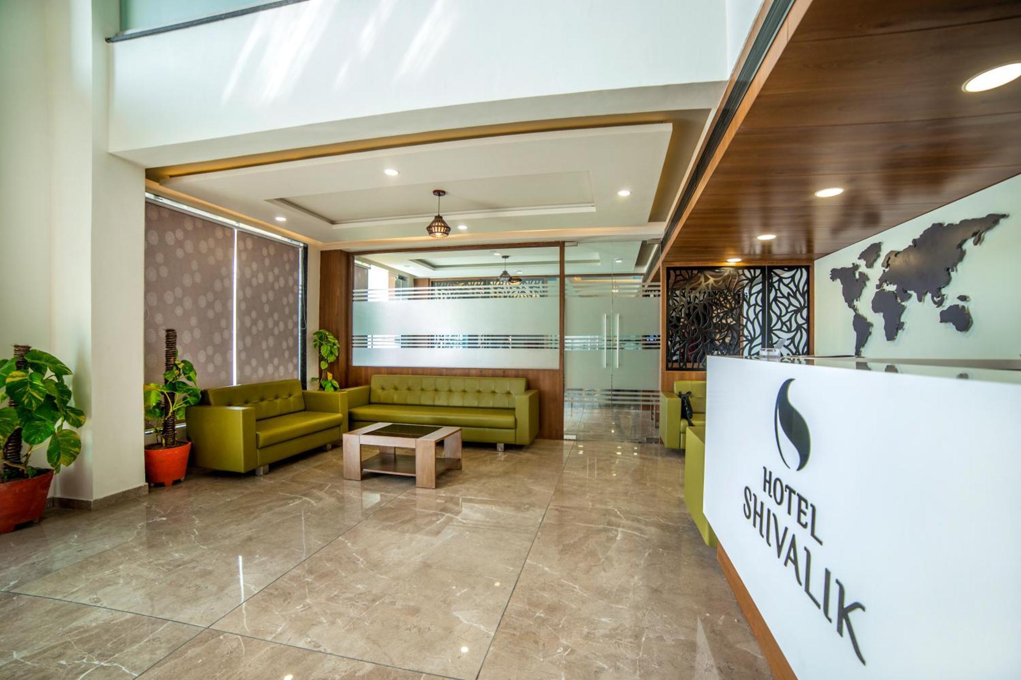 Hotel Shivalik - Mehsana Mahesana Exterior foto